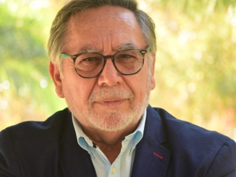 Día Internacional del Libro: Comparte con Guillermo Parvex, autor de súperventas como «Frontera Sur» y «Un veterano de tres guerras»