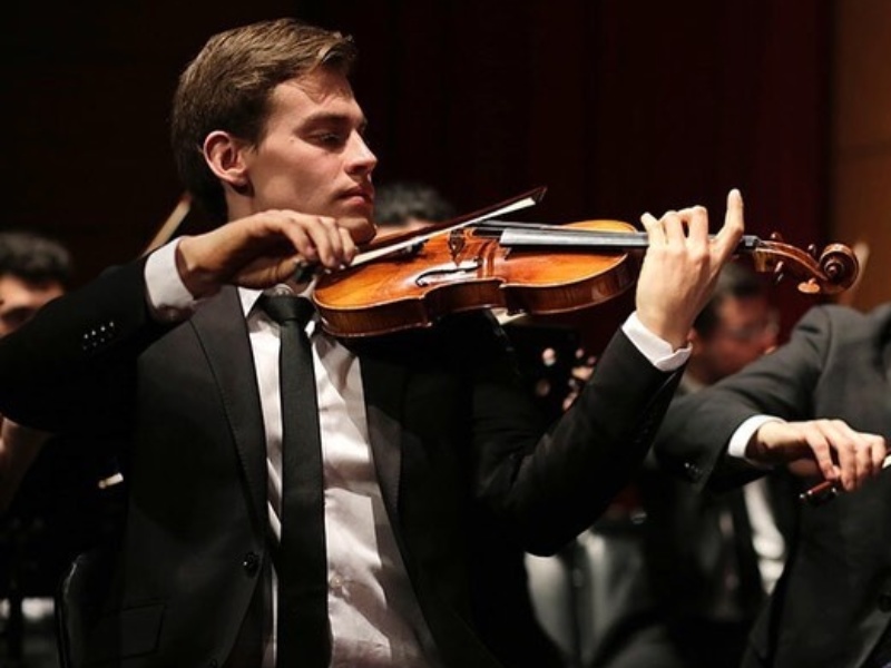 Ex integrante de la Orquesta Juvenil e Infantil de Vitacura será parte de la Filarmónica de Bruselas en 2022